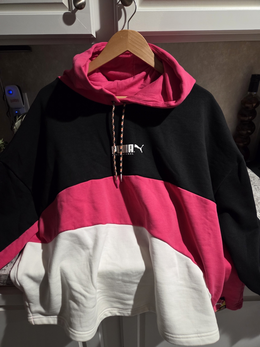PUMA Colorblock Pink, Black & White Women's Hoodie Sweater Short Style
